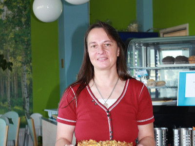 Stärkung bei Kaffee, Kuchen und Eis